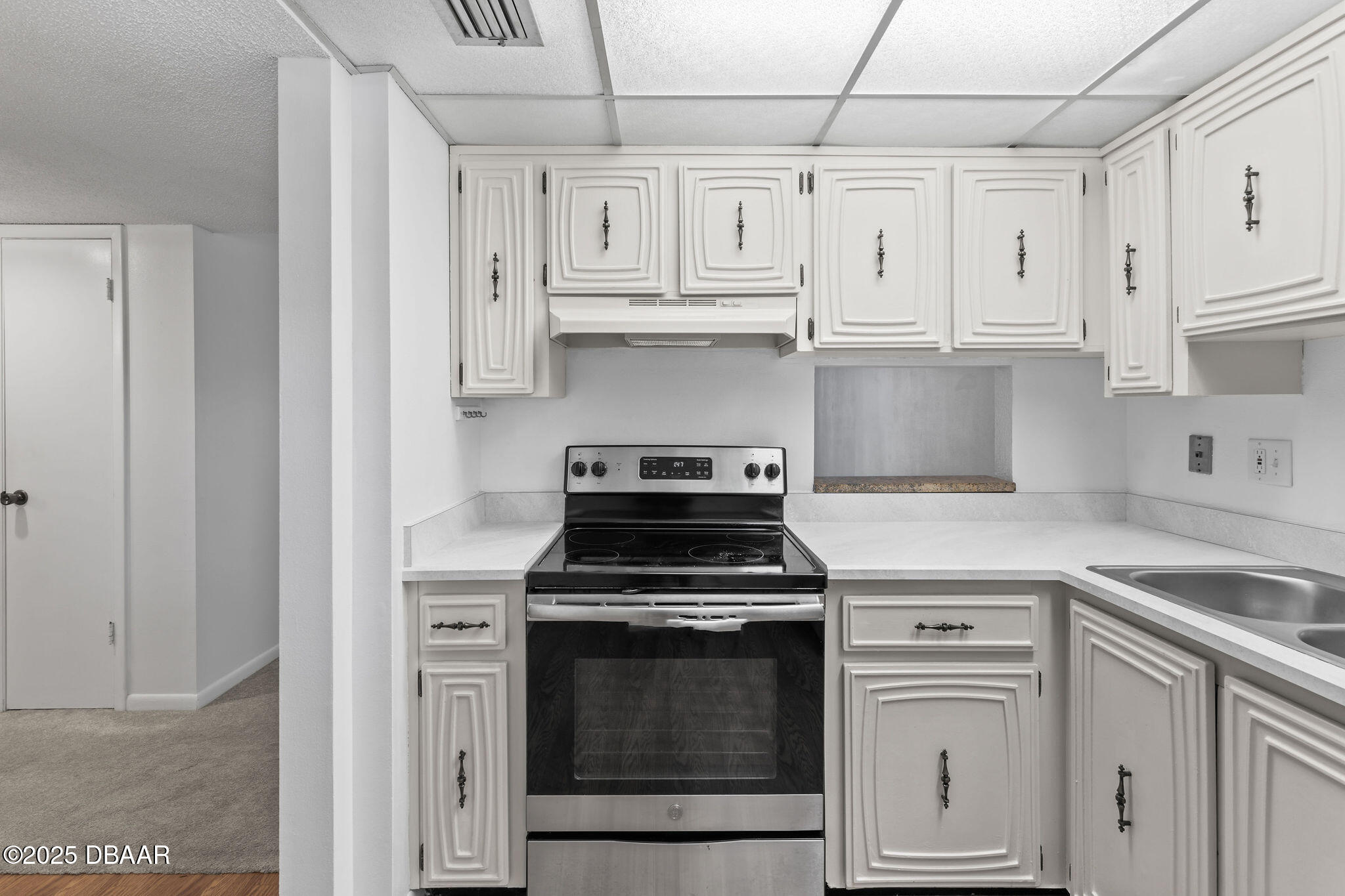 640 N Nova Road 213