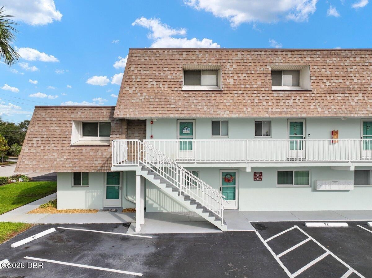 55 Vining Court