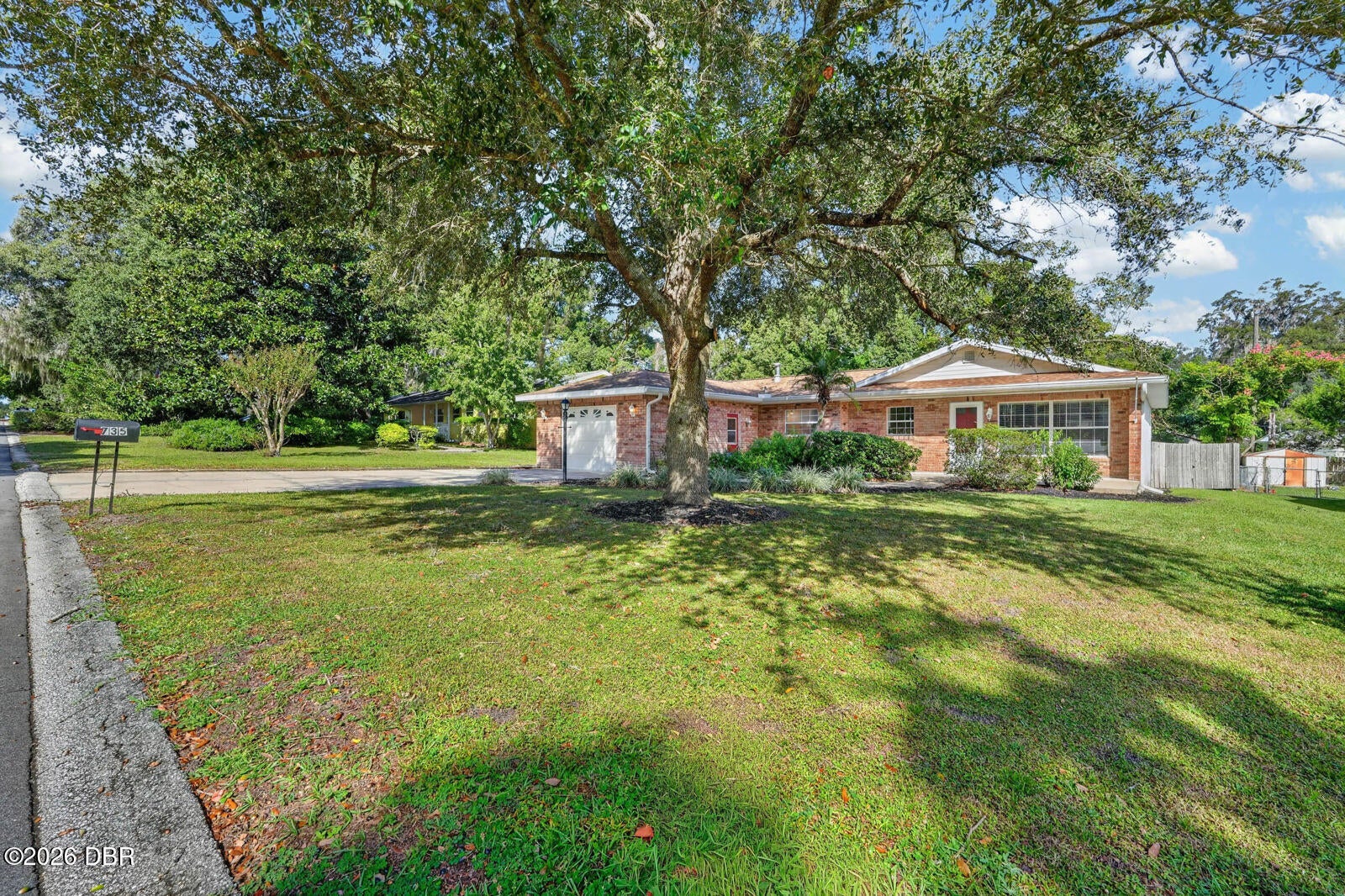 735 Overhill Road