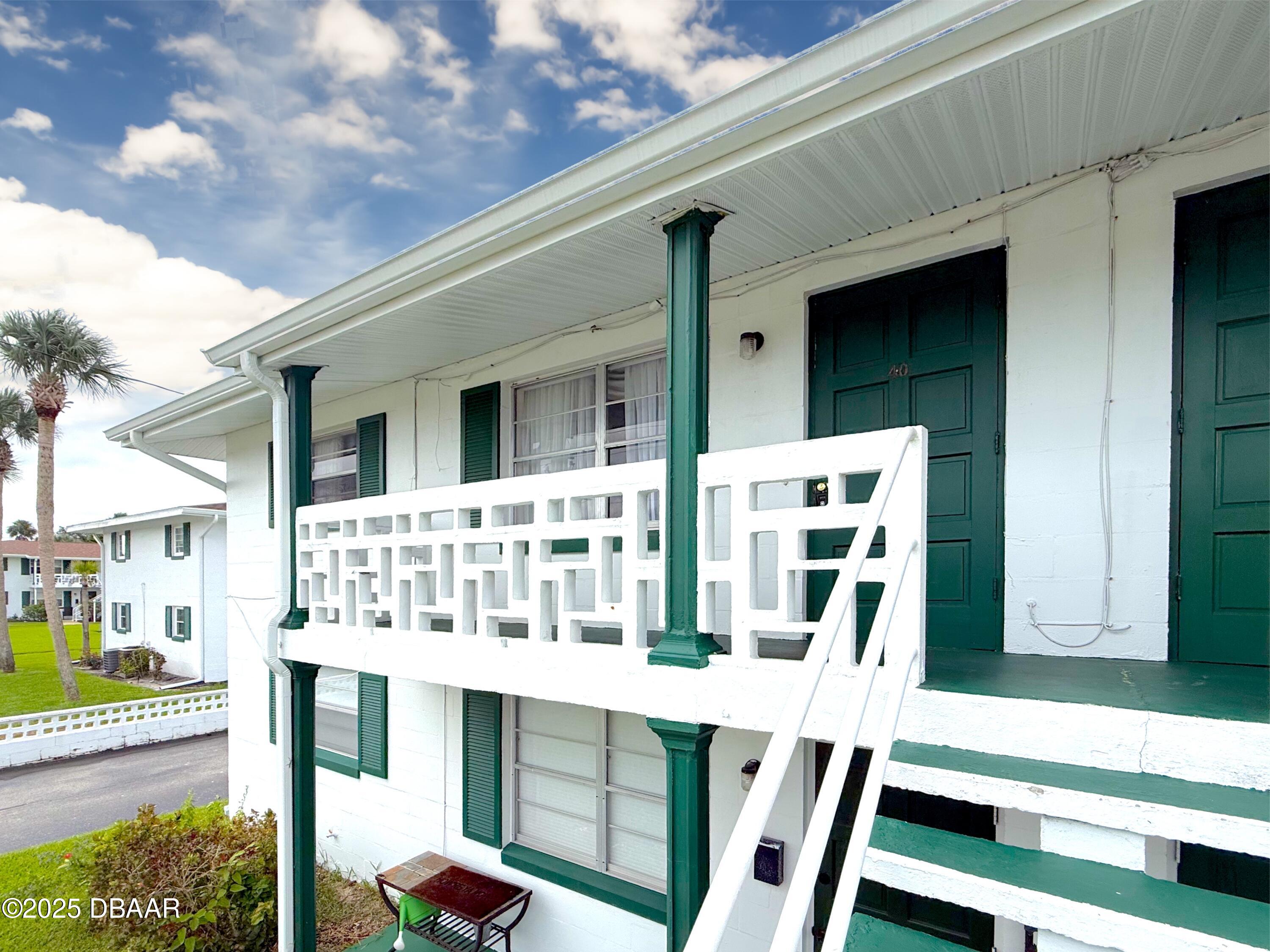 1750 S Palmetto Avenue #40