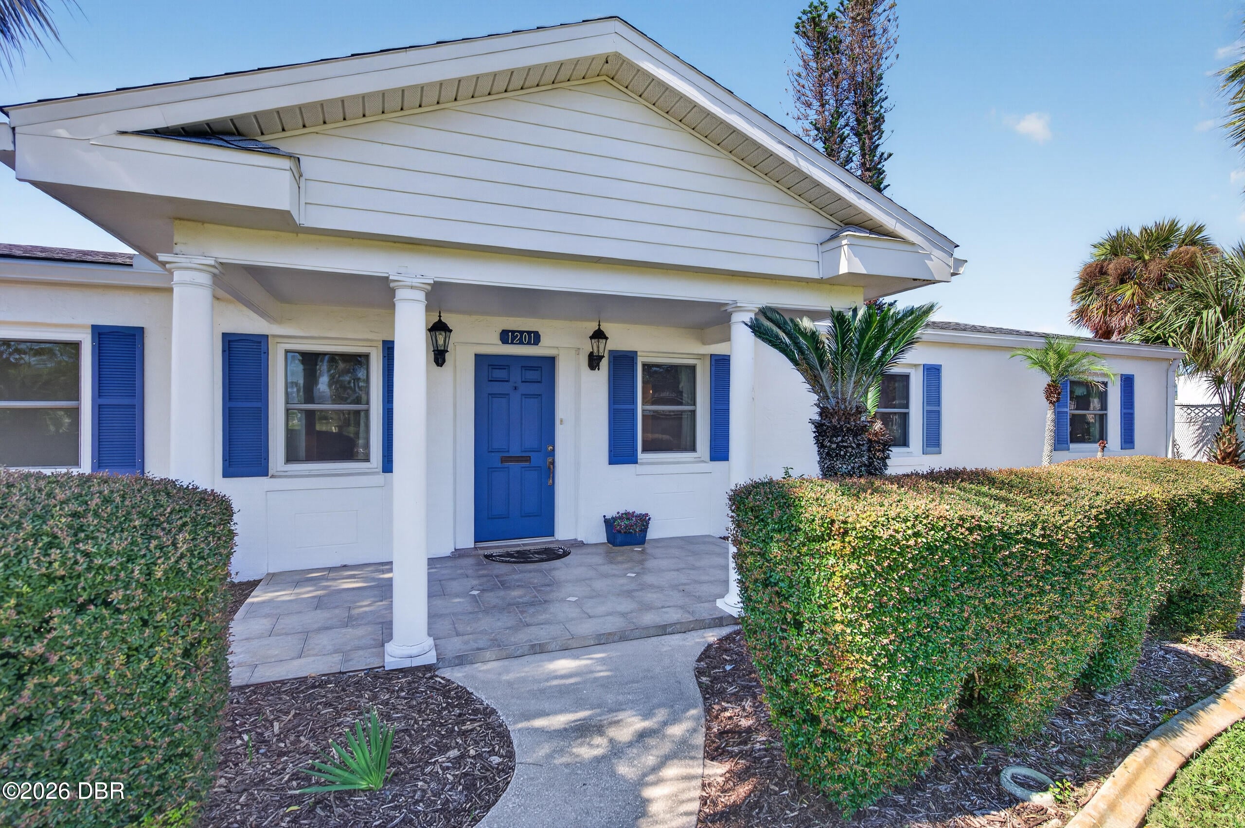 1201 Flagstone Drive