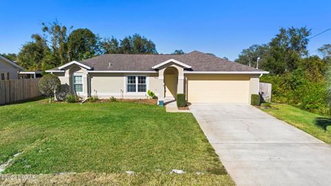 A home in DeLand