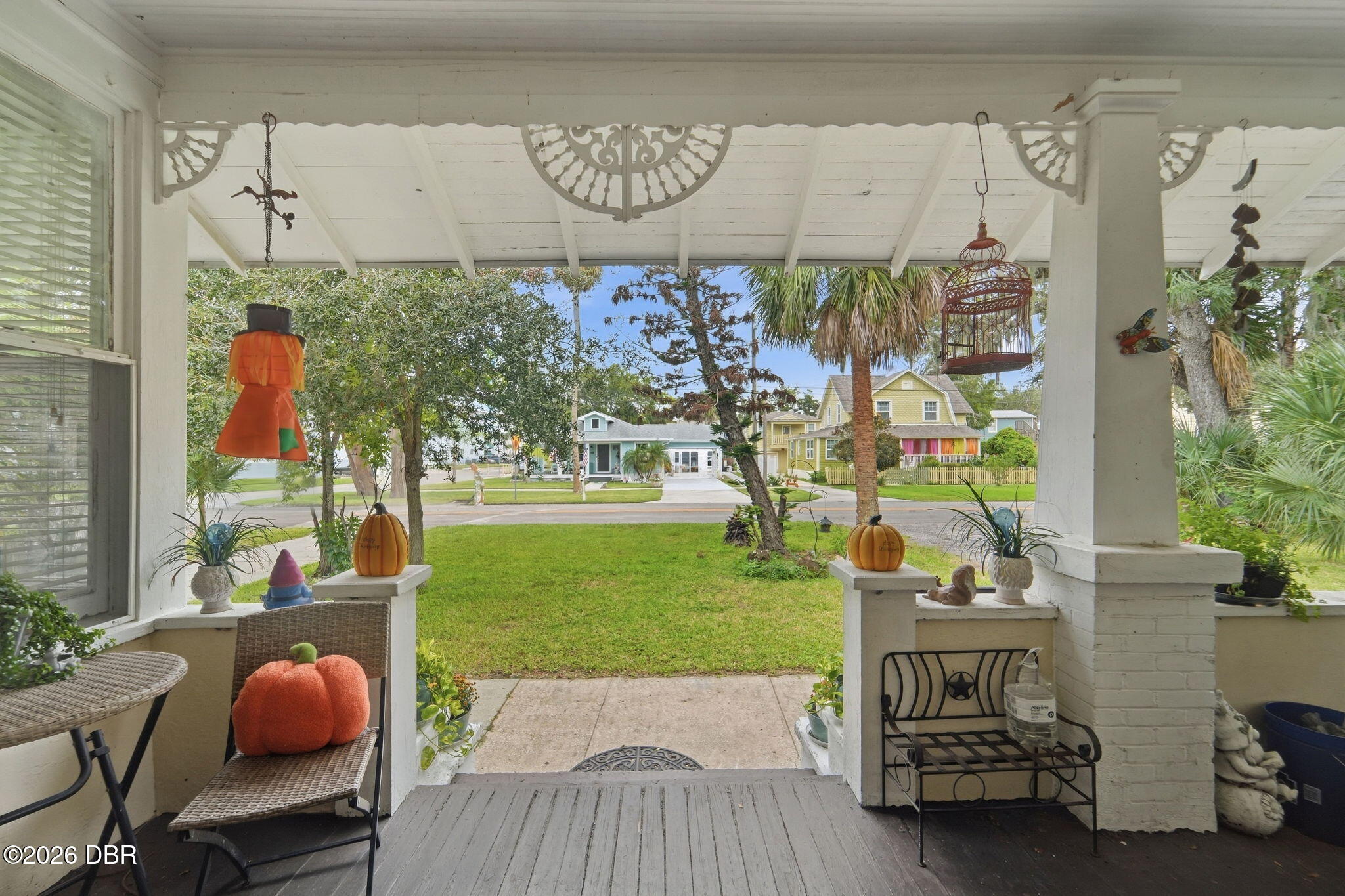 124 Loomis Avenue