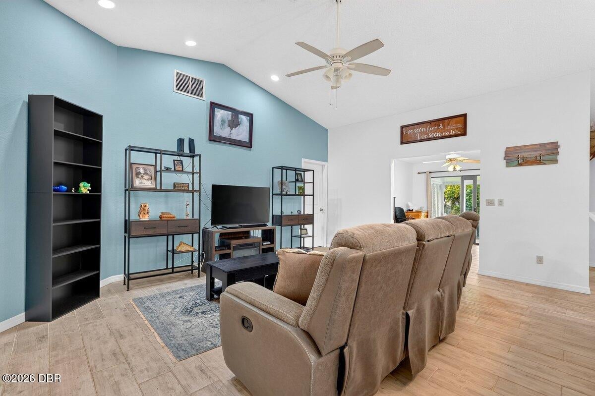 786 Pine Shores Circle