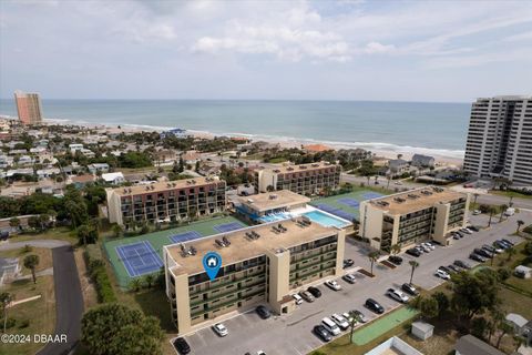 A home in Daytona Beach