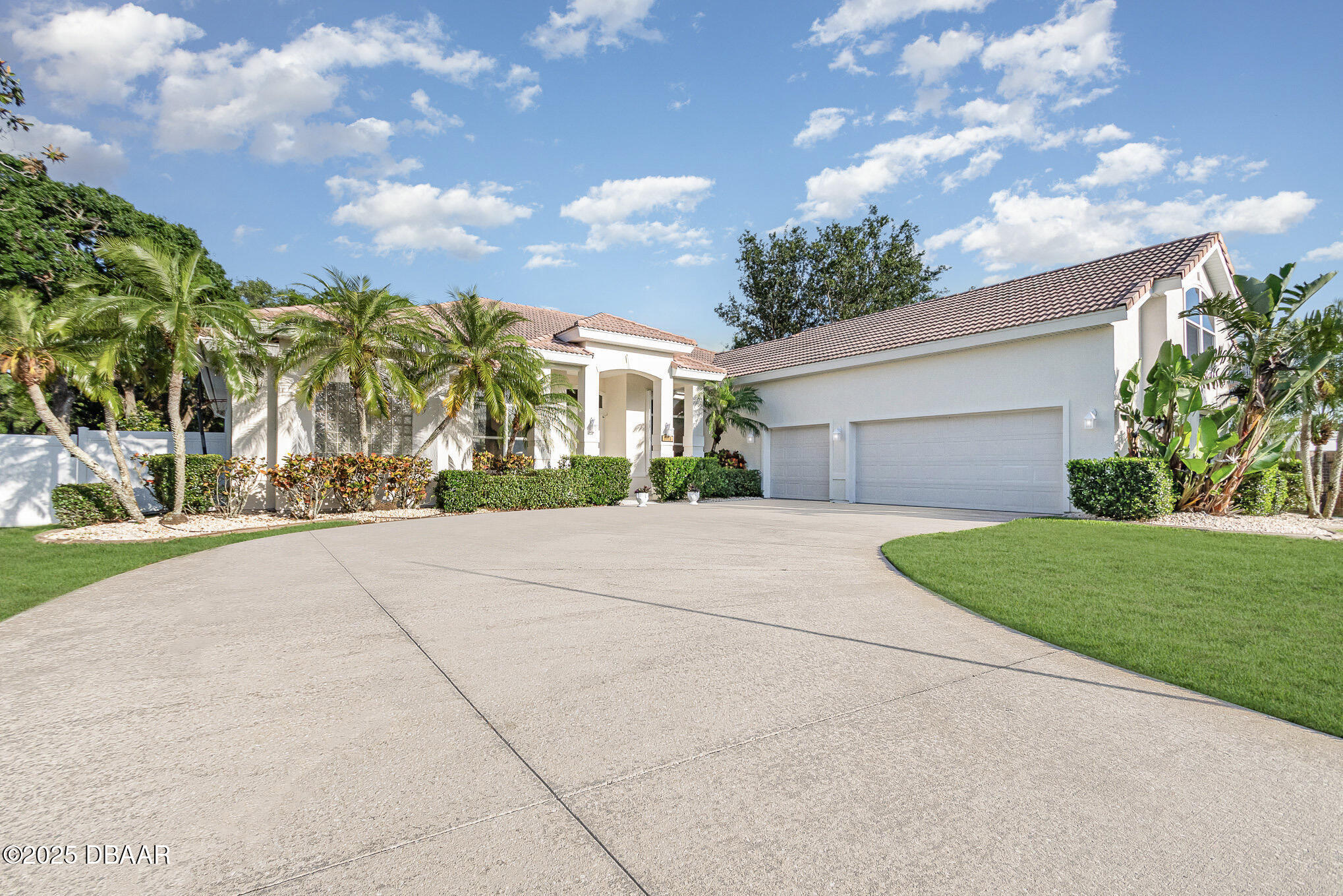 6121 Oxbow Bend Lane