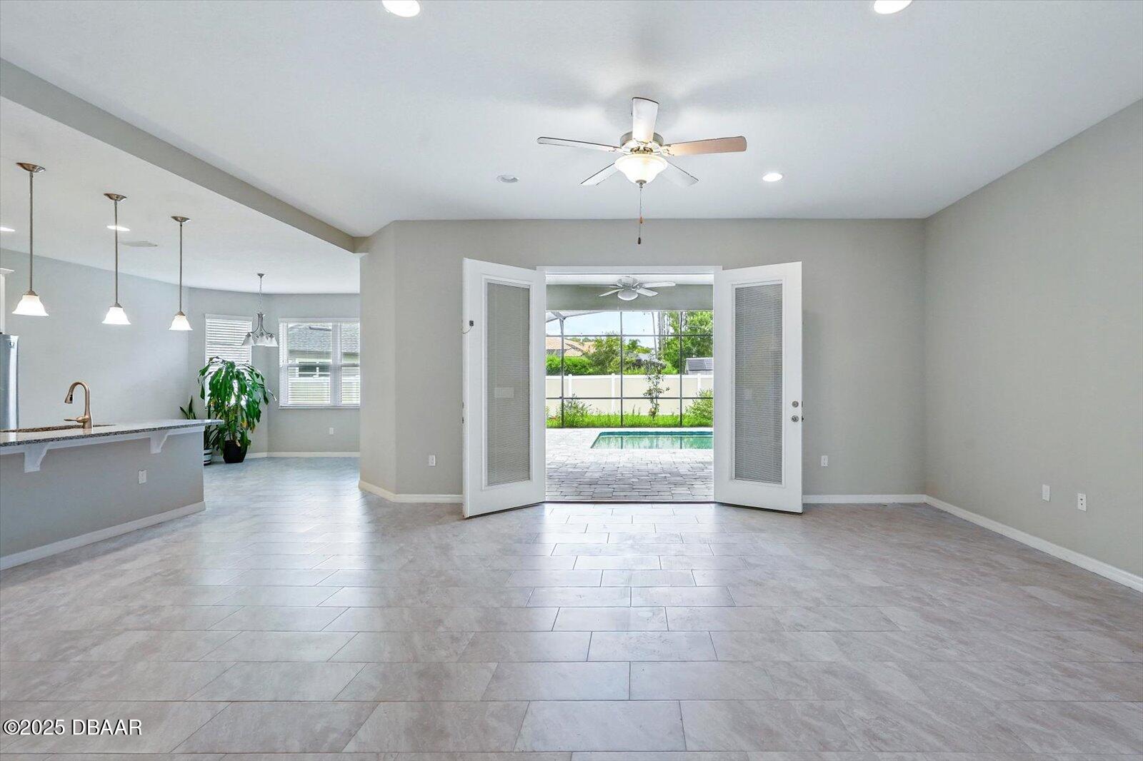 25 Egret Trail
