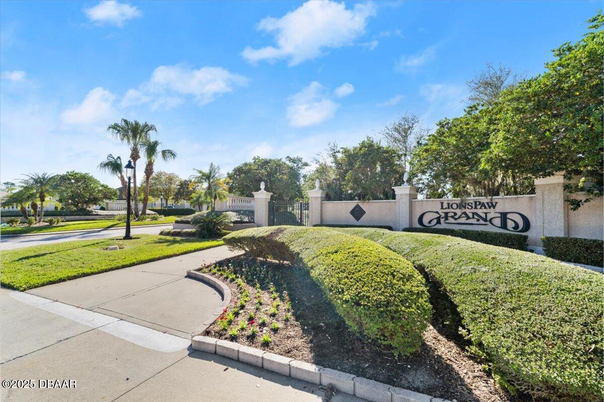 28 Lionspaw Grand