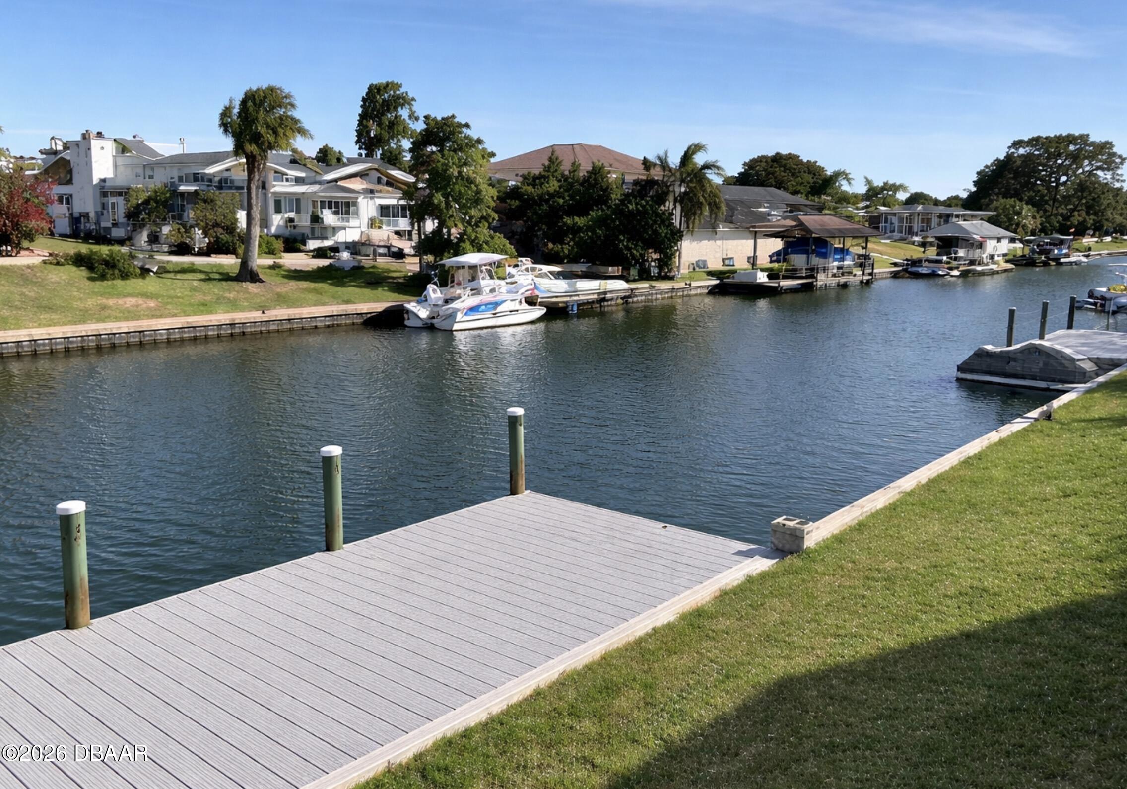 1 Cloverdale Court S