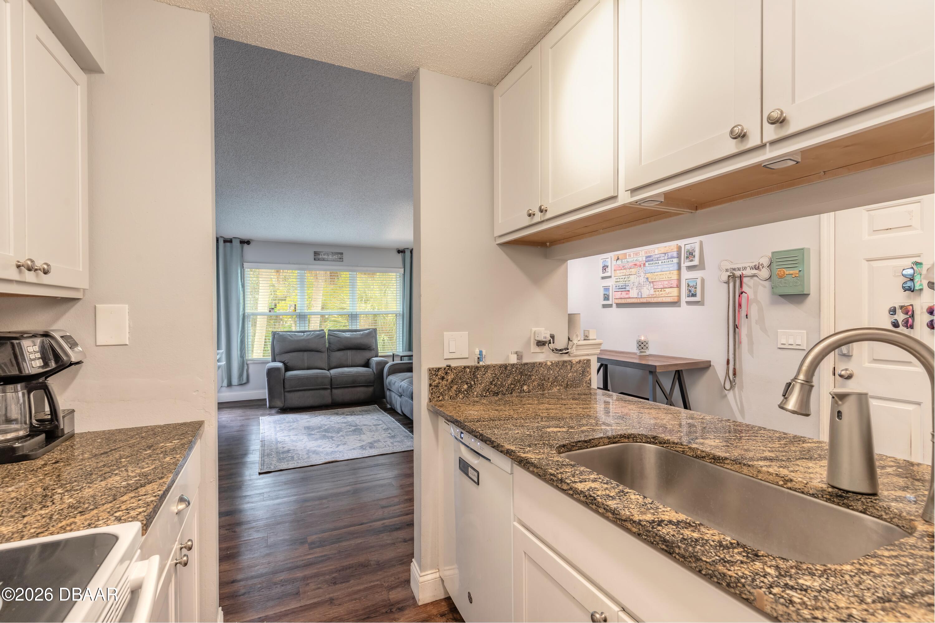 1401 S Palmetto Avenue