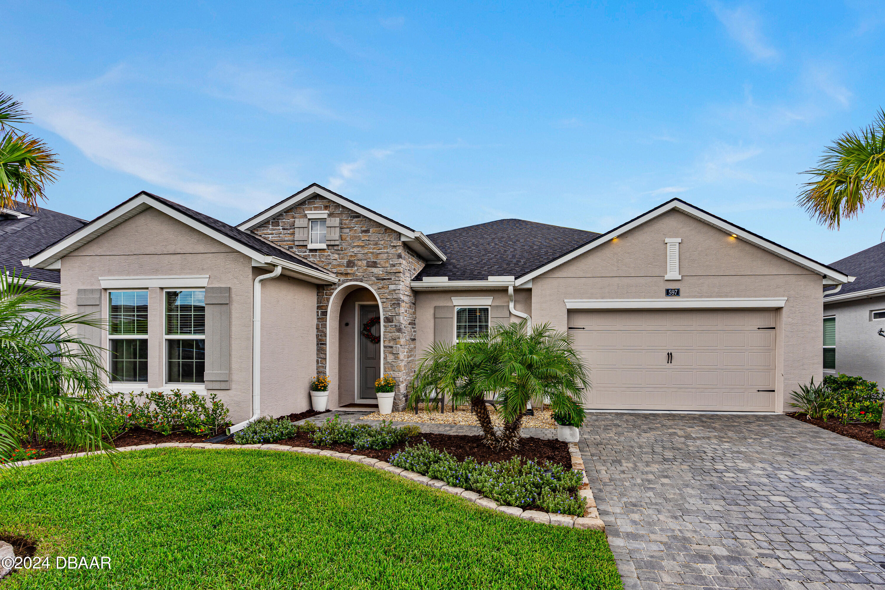 597 Mosaic Boulevard