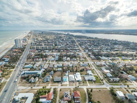 A home in Daytona Beach