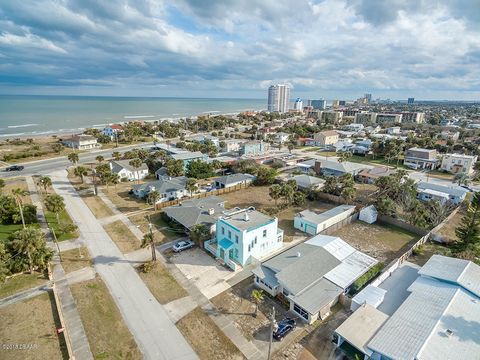 A home in Daytona Beach