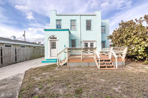 A home in Daytona Beach