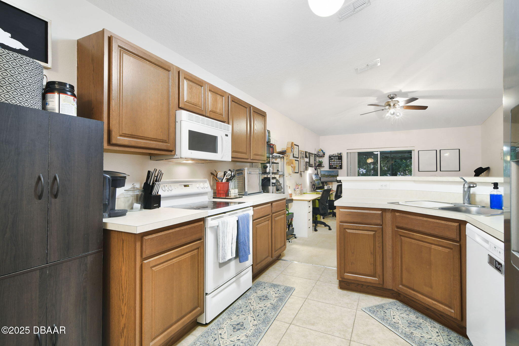 3913 Sunset Cove Drive
