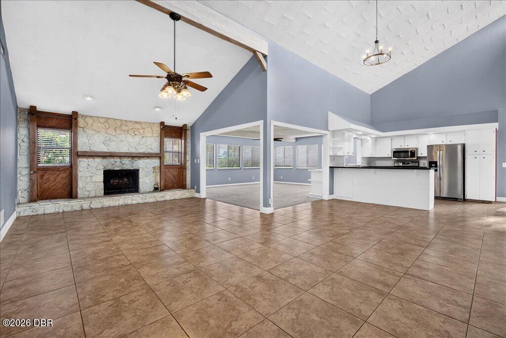 112 Albatross Way