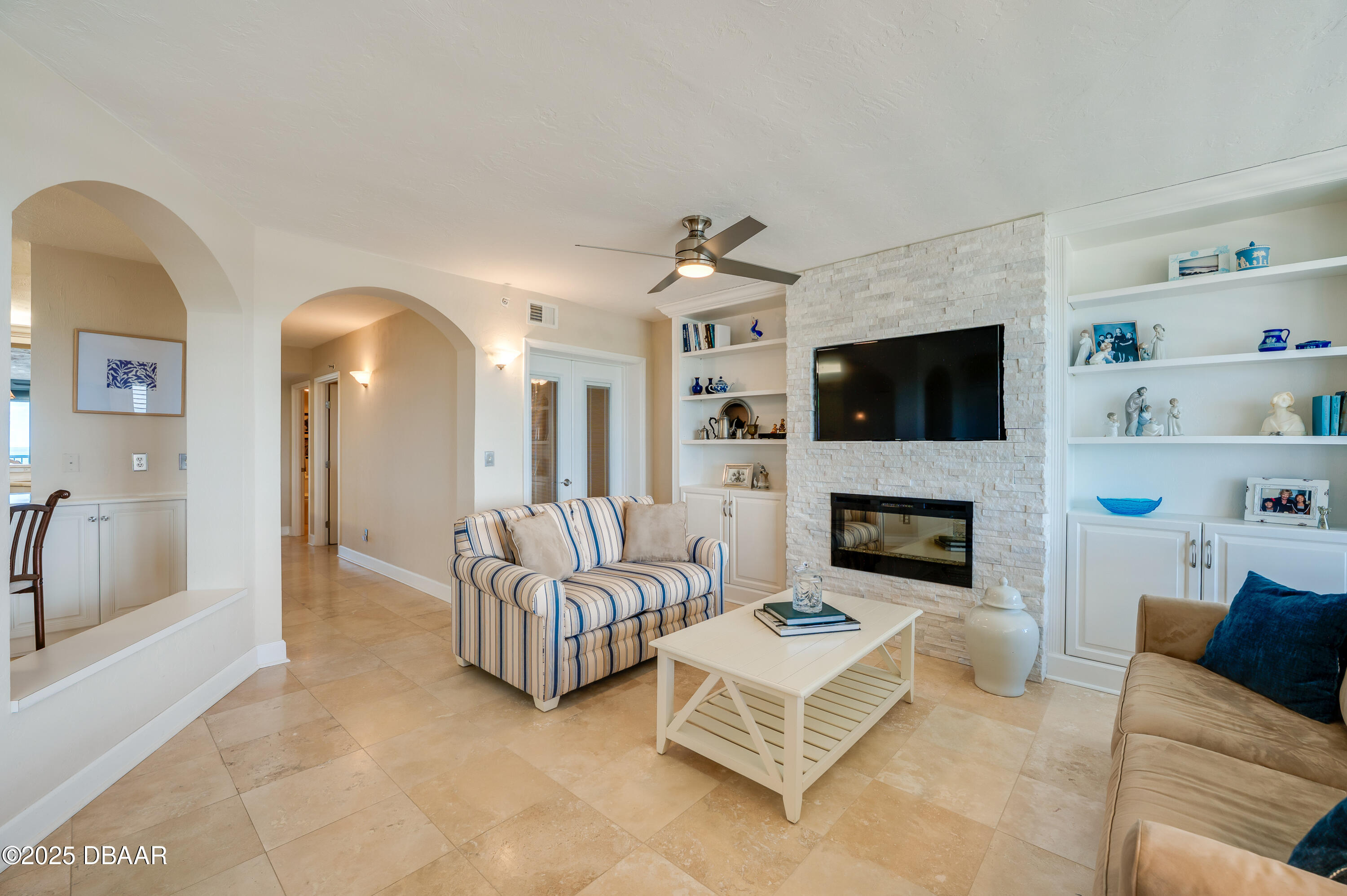 4525 S Atlantic Avenue S 1704