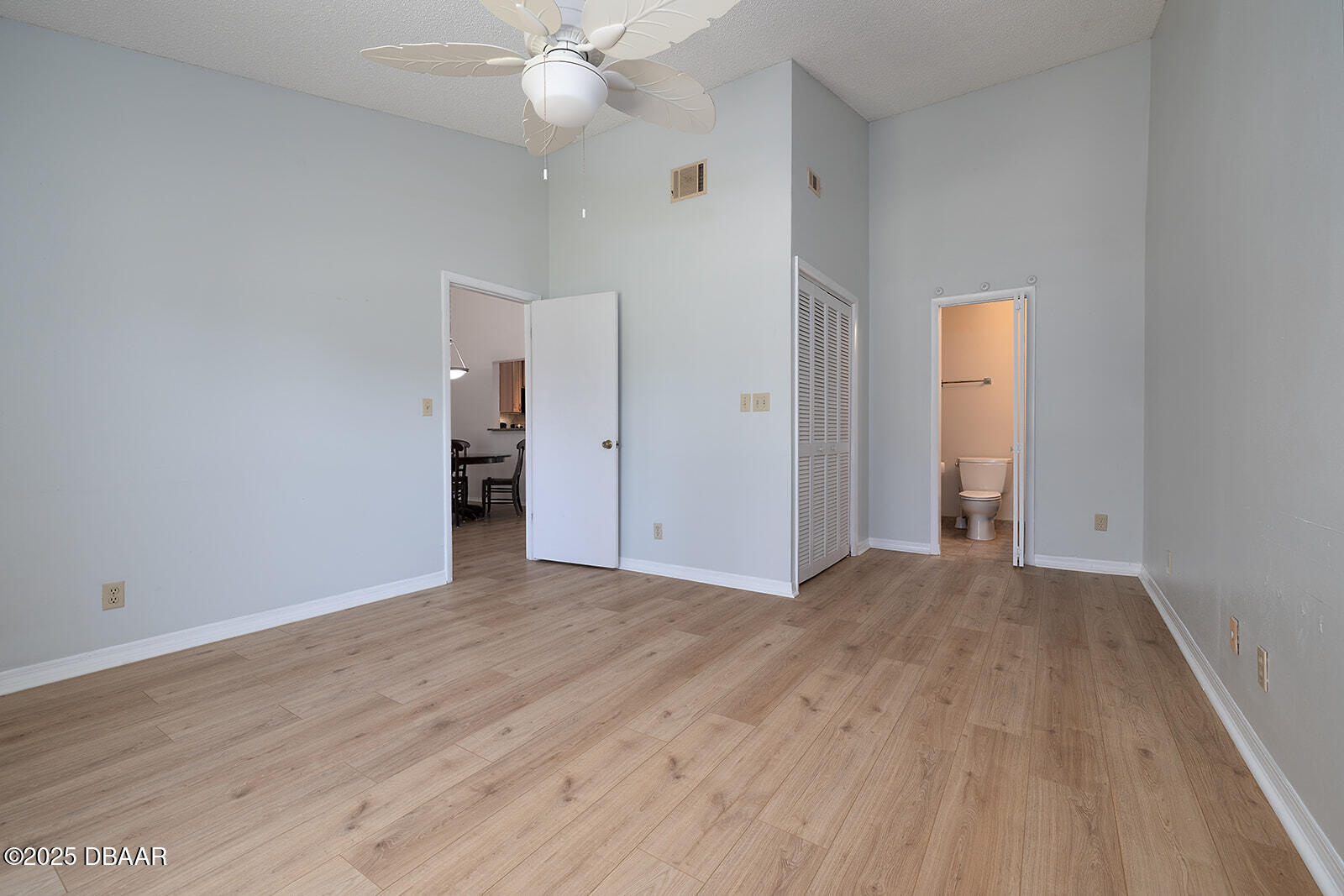 120 Black Duck Circle