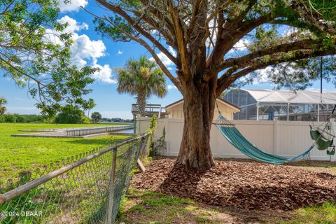 A home in South Daytona