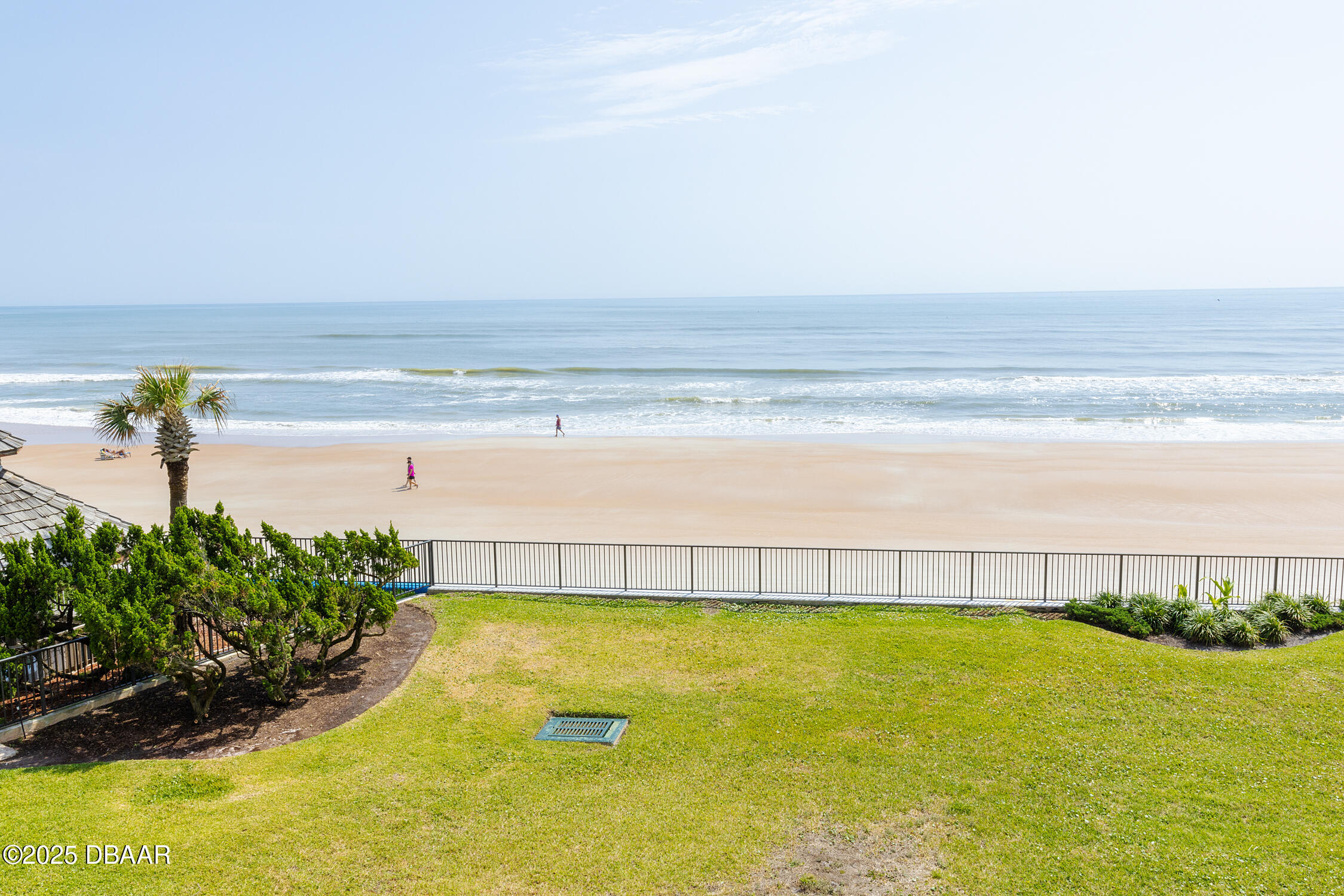2425 S Atlantic Avenue 301