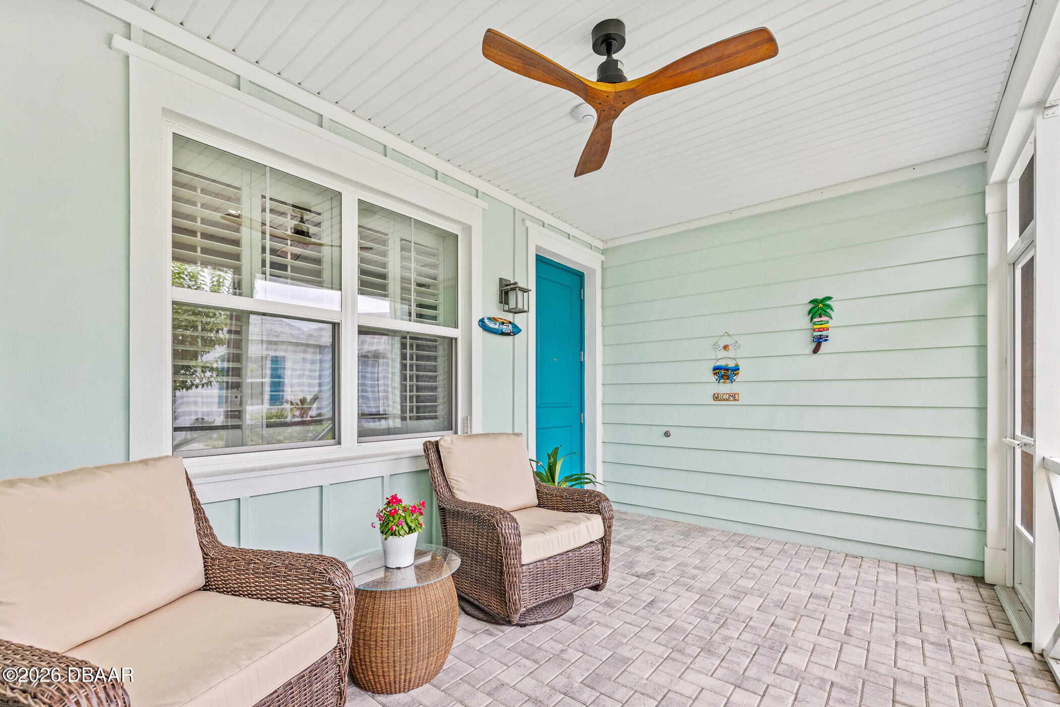 401 Parrot Lane