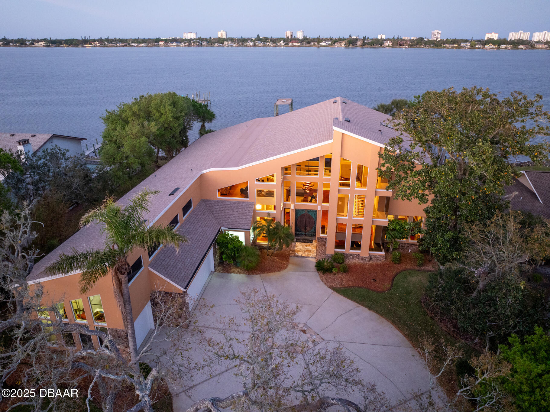1405 Oak Forest Drive