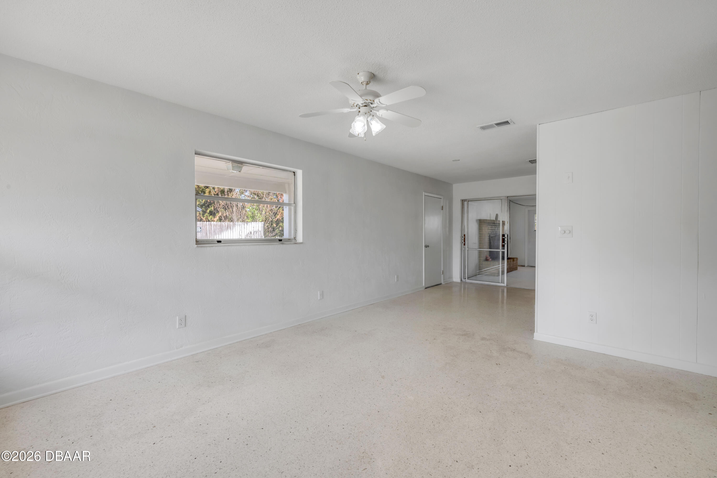 546 Cambridge Circle