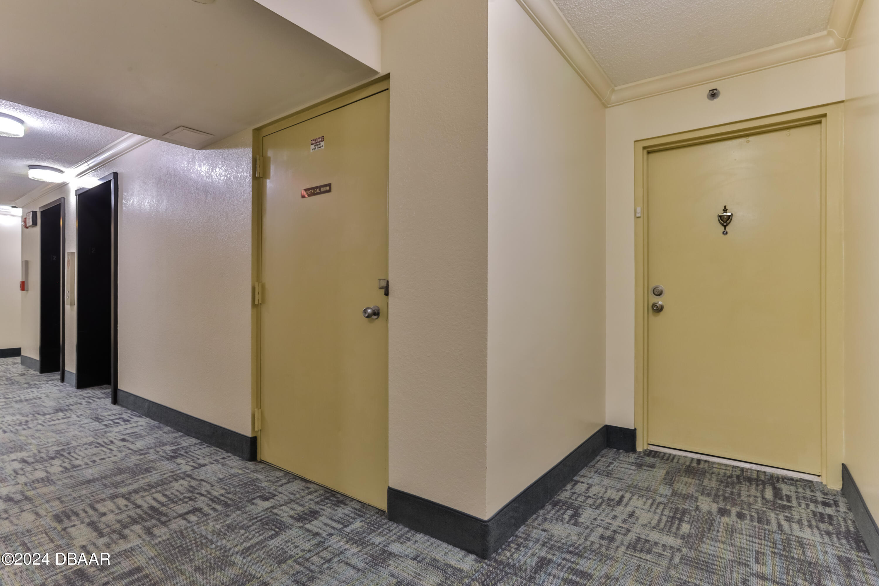 1 Oceans West Boulevard 2B1