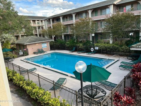 A home in Altamonte Springs