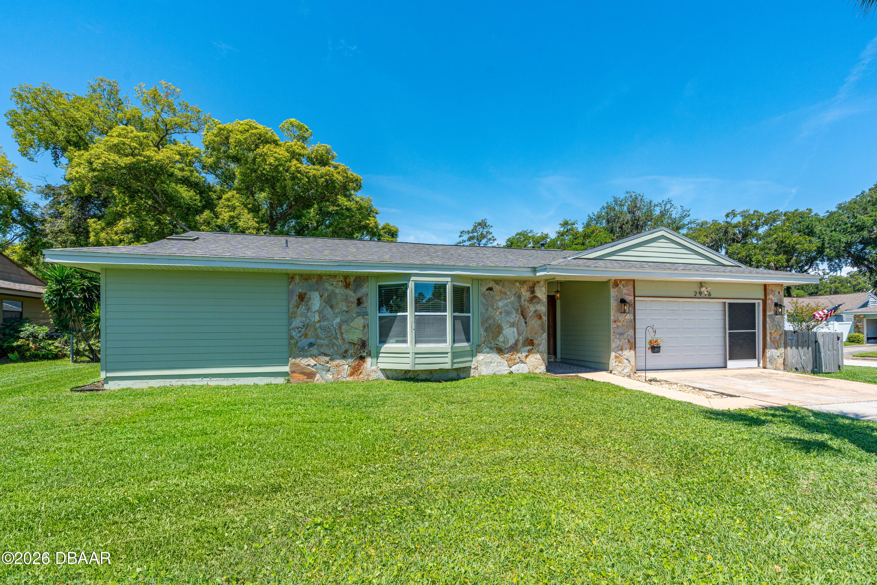 2916 Foxcroft Lane