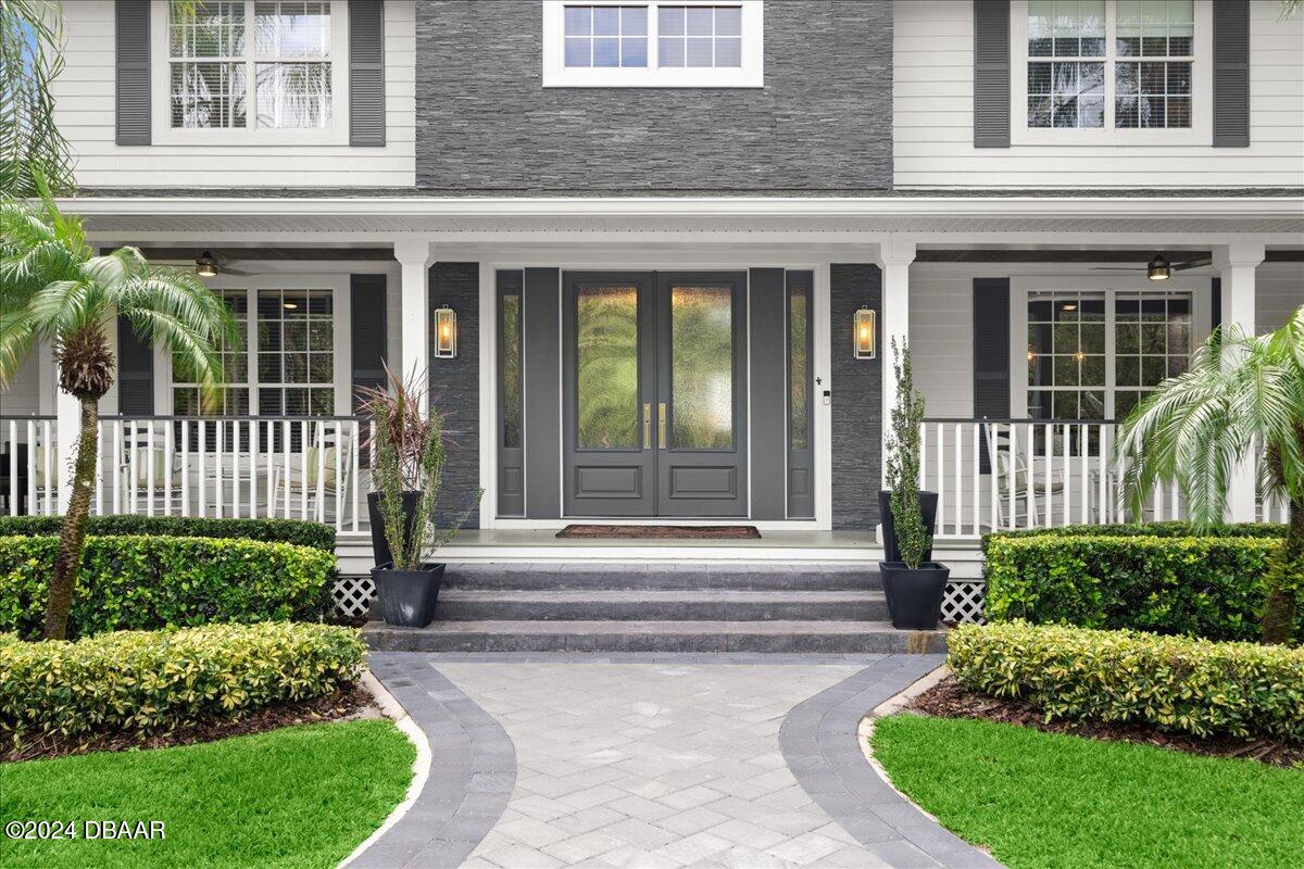 4 Broad Creek Circle
