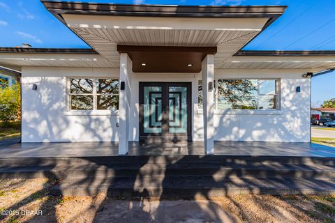 2061 S peninsula Drive Daytona Beach FL 32118