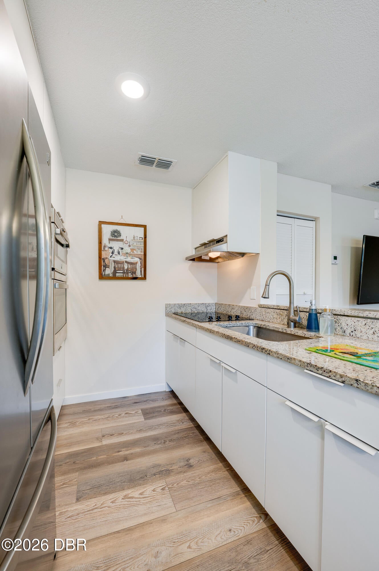 2592 Grassy Point Drive