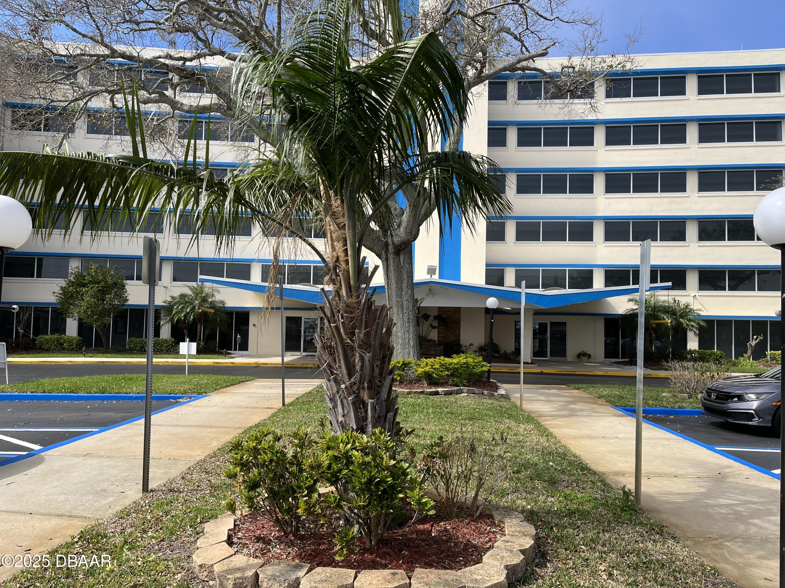 1224 S Peninsula Drive 201