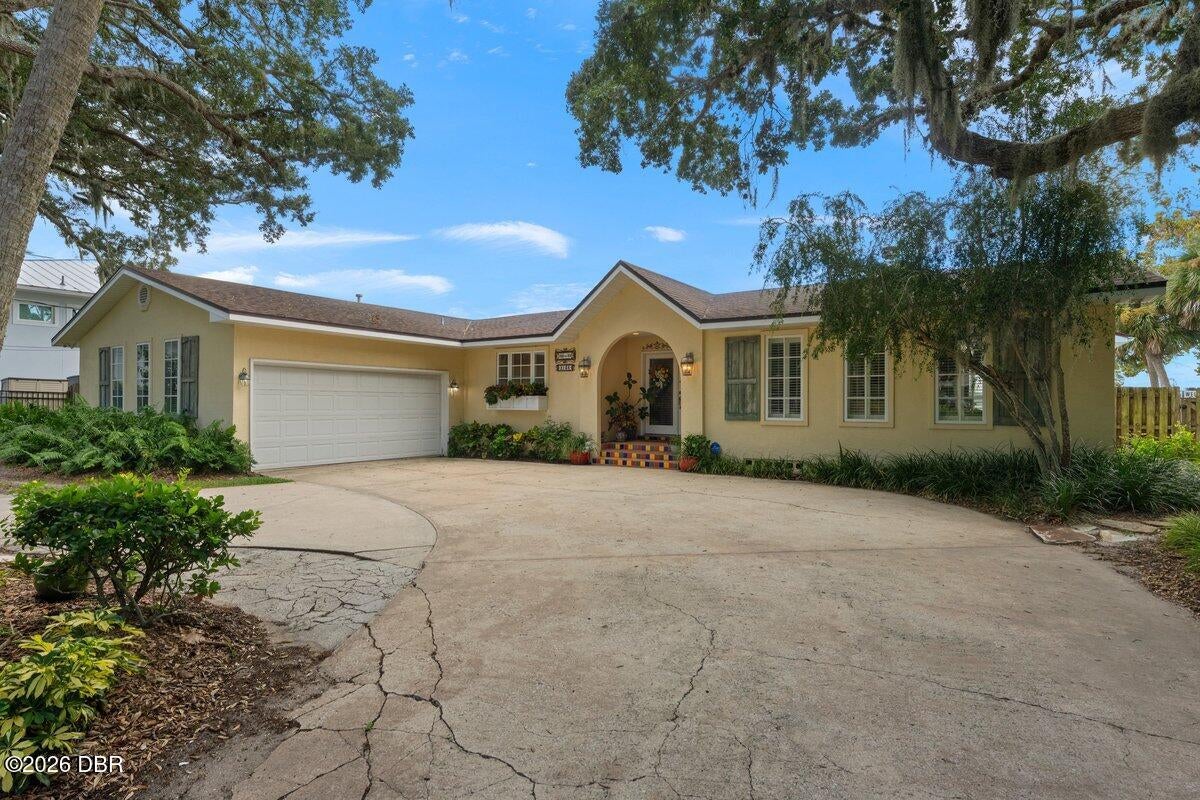 2136 John Anderson Drive