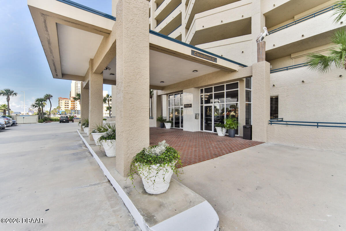 3425 S Atlantic Avenue