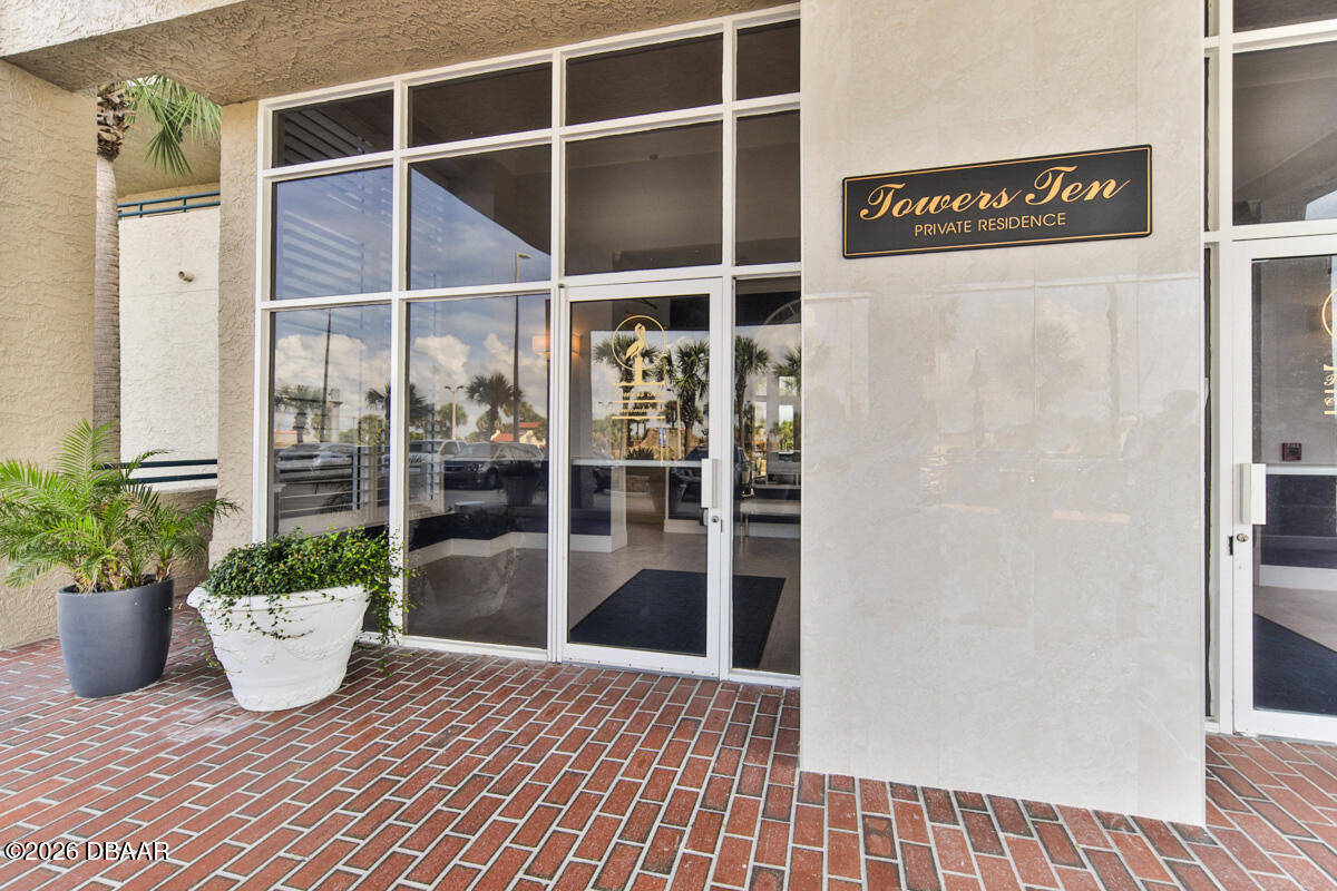 3425 S Atlantic Avenue