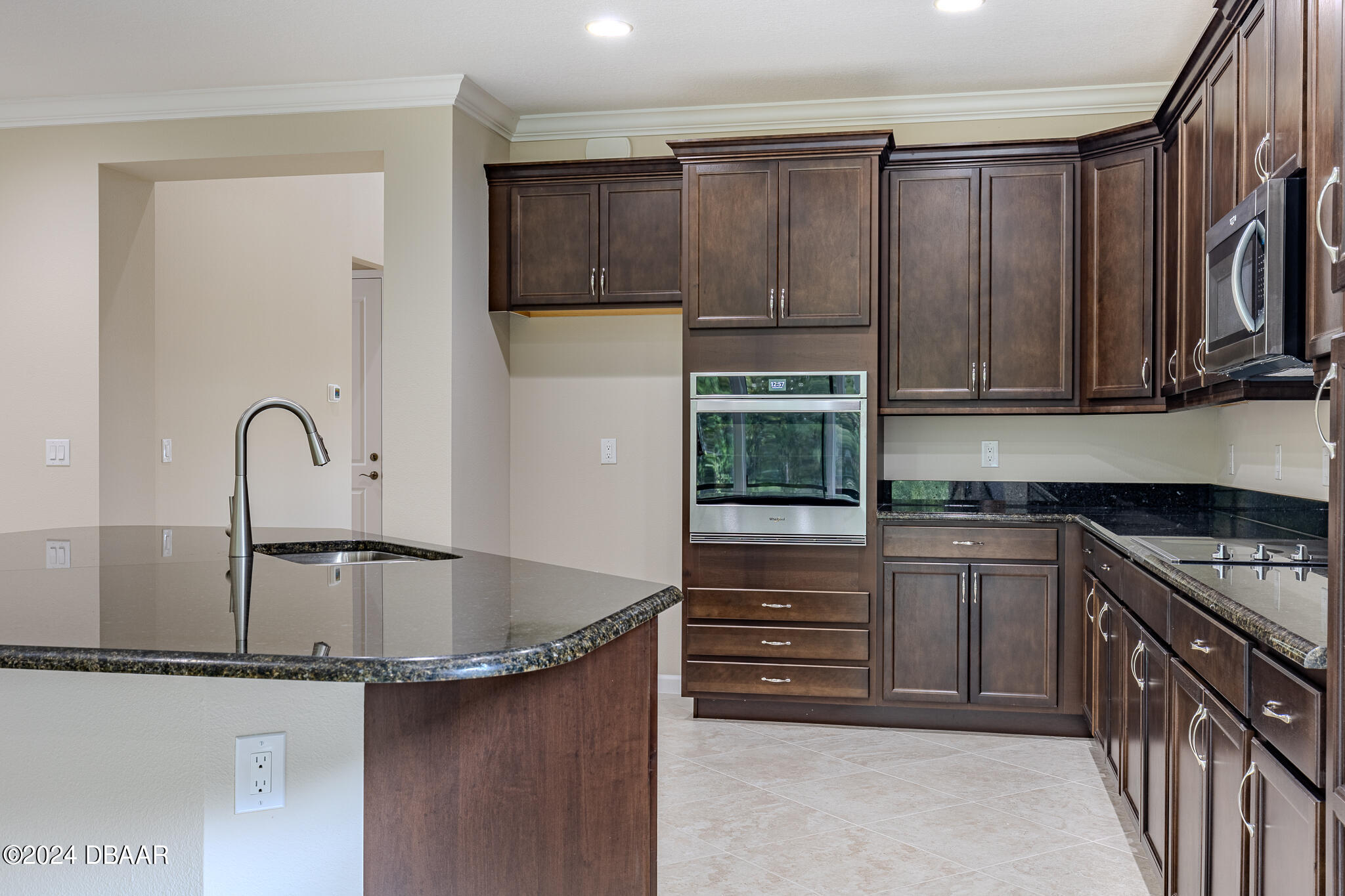 929 Bama Breeze Drive