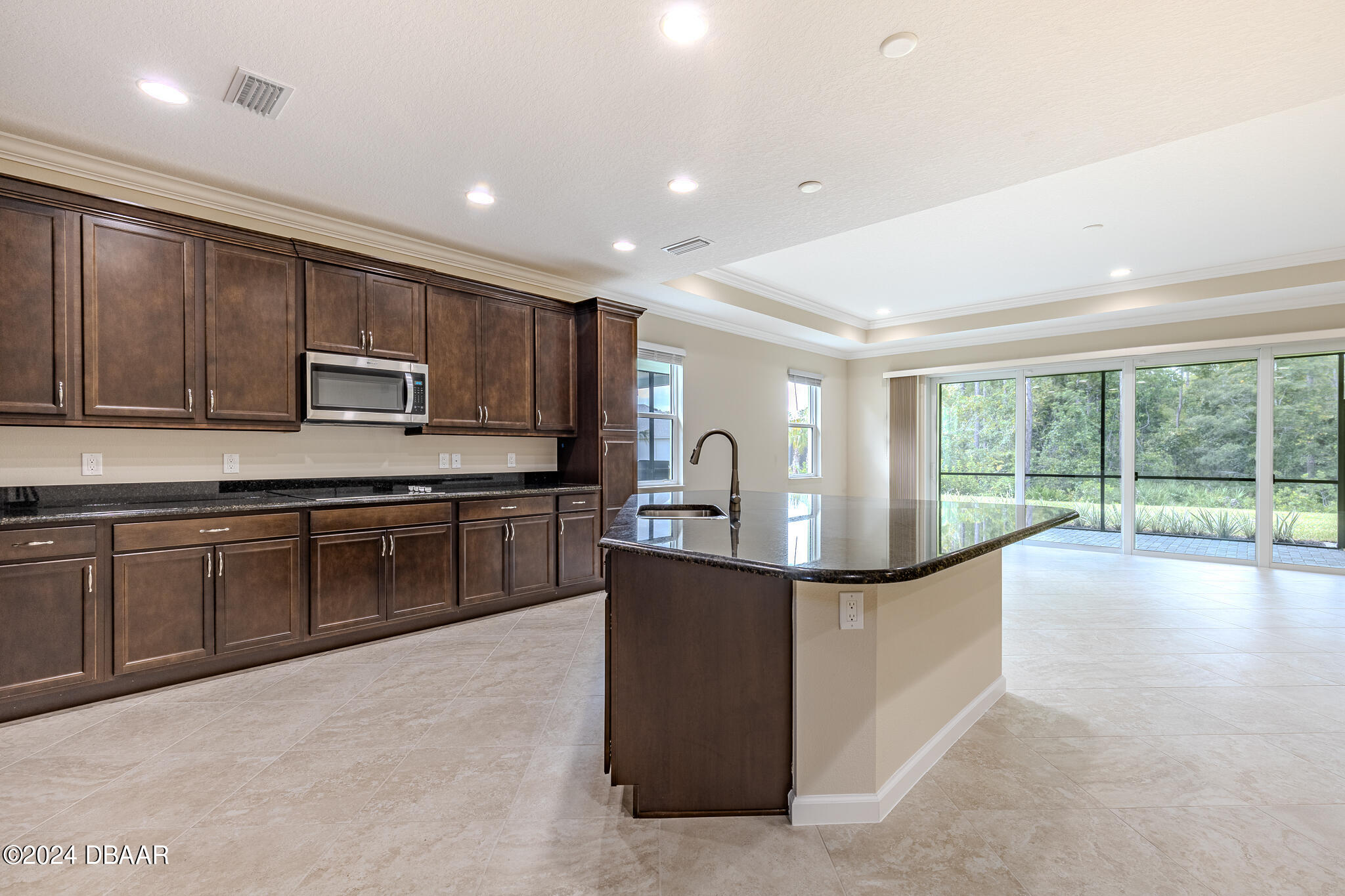 929 Bama Breeze Drive