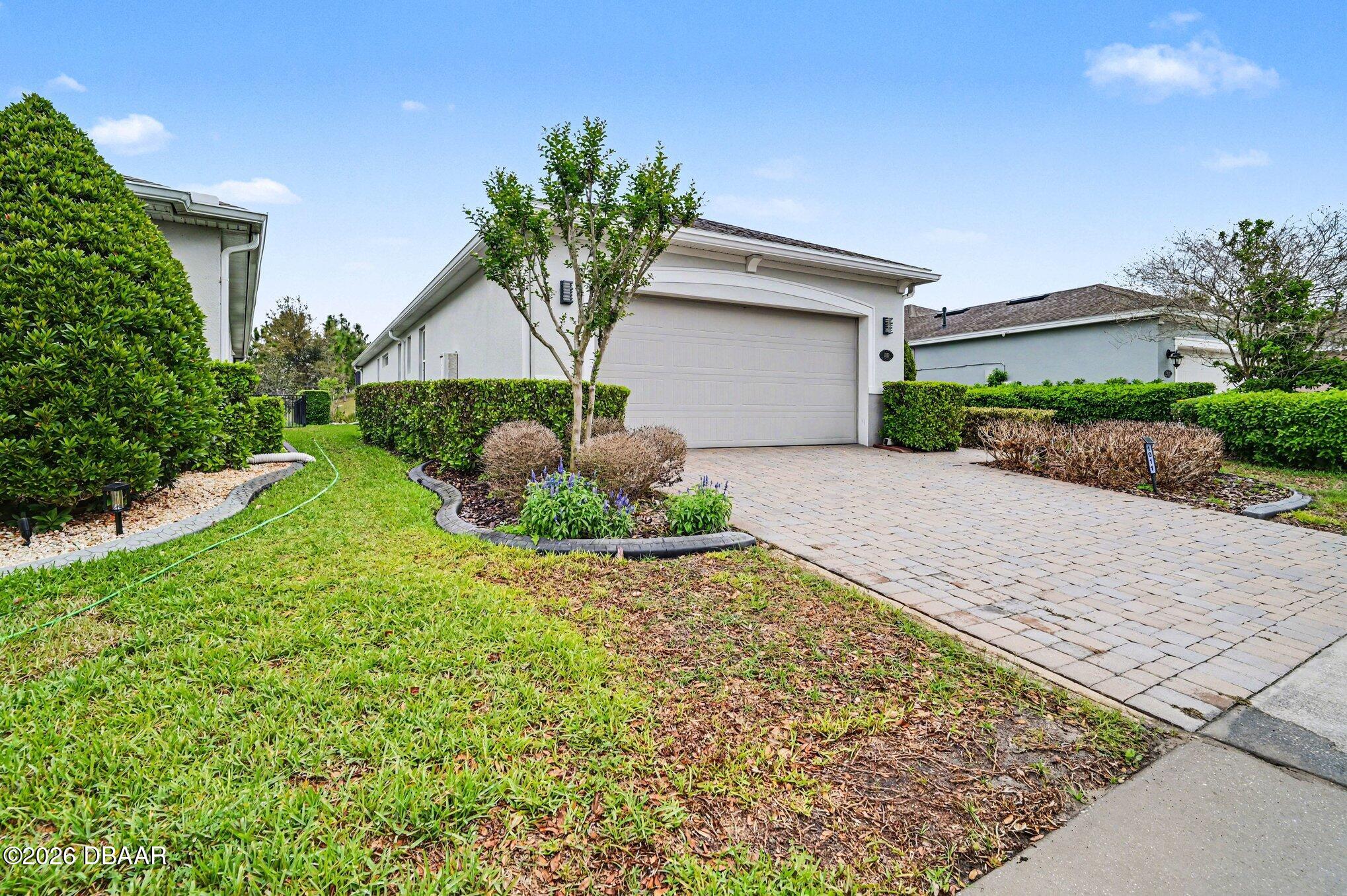 1011 Victoria Hills Drive S