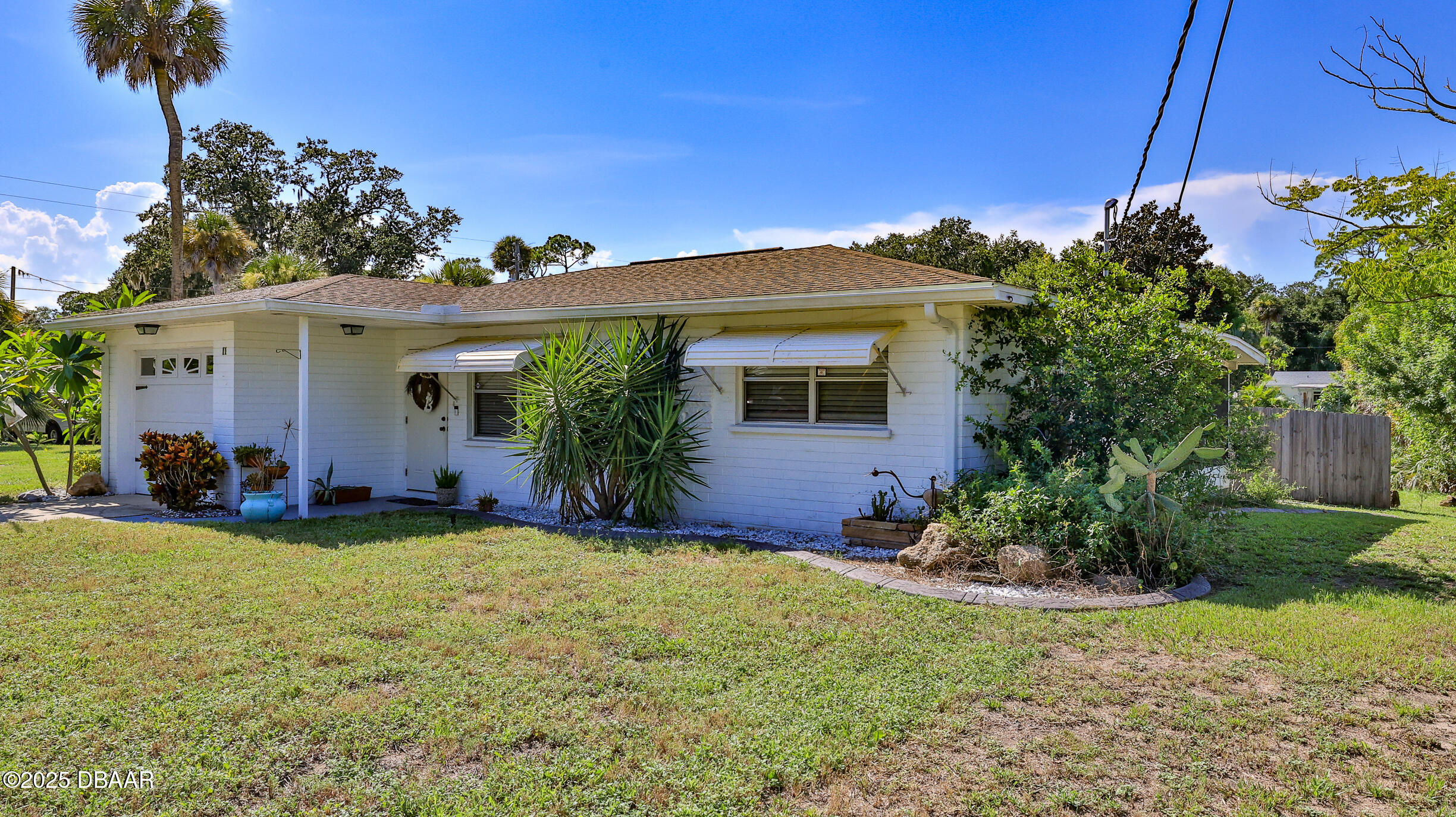 11 Swan Avenue