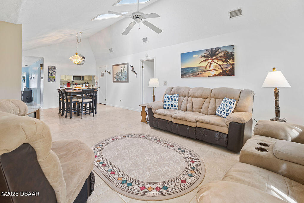 156 Kingbird Circle