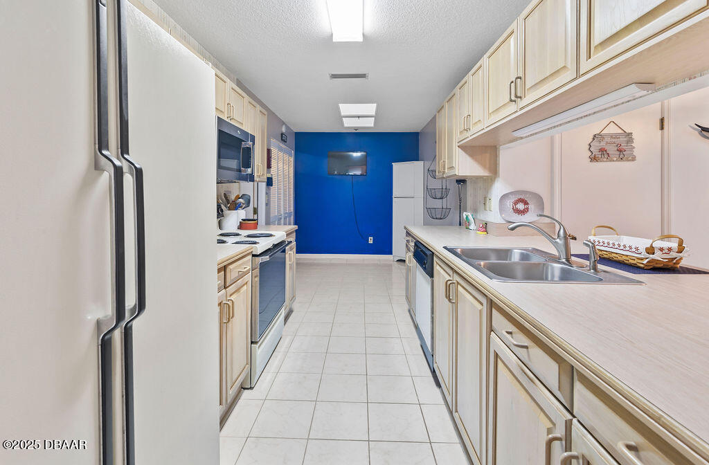 156 Kingbird Circle