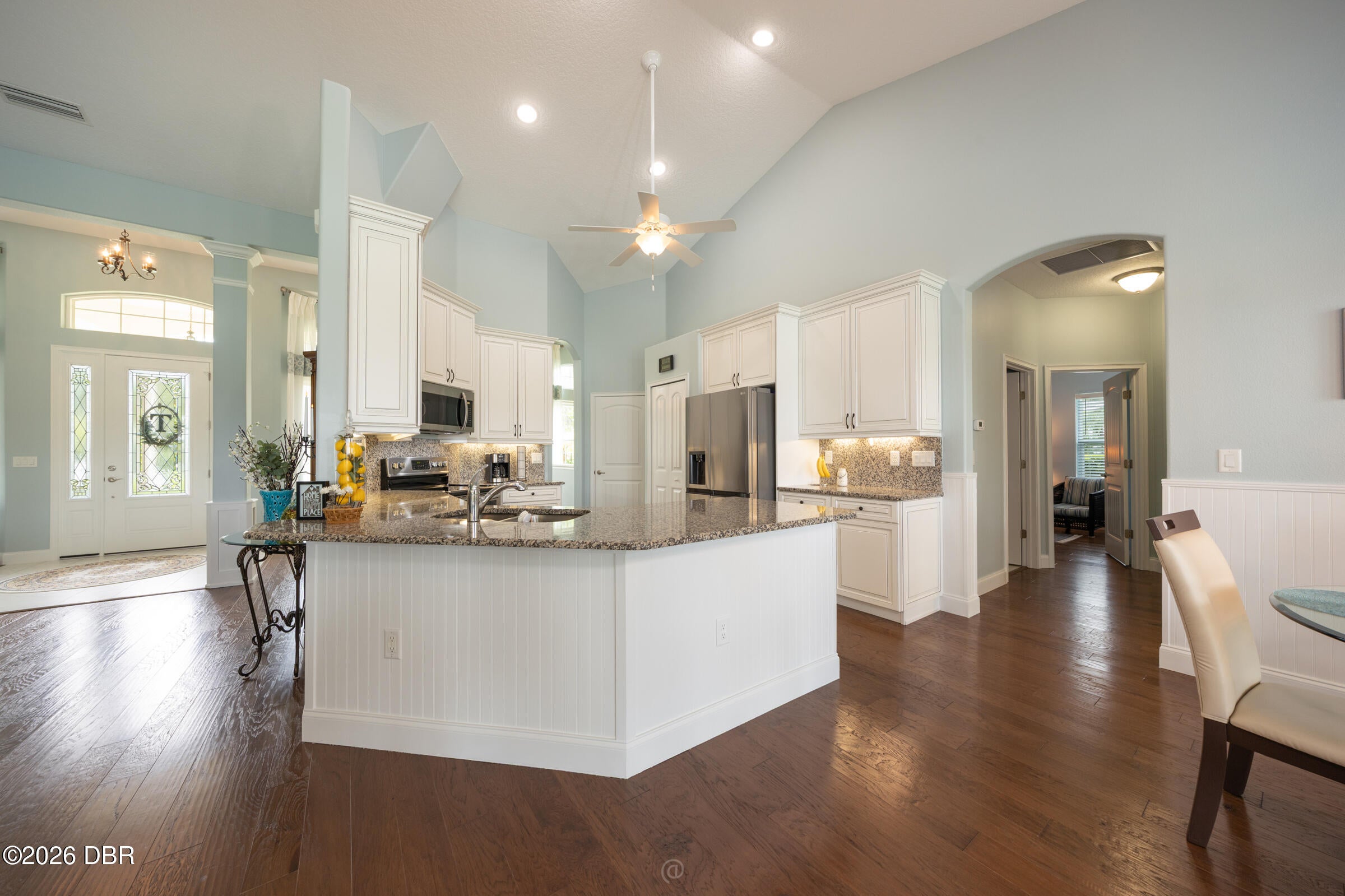 41 Ludlow Lane W
