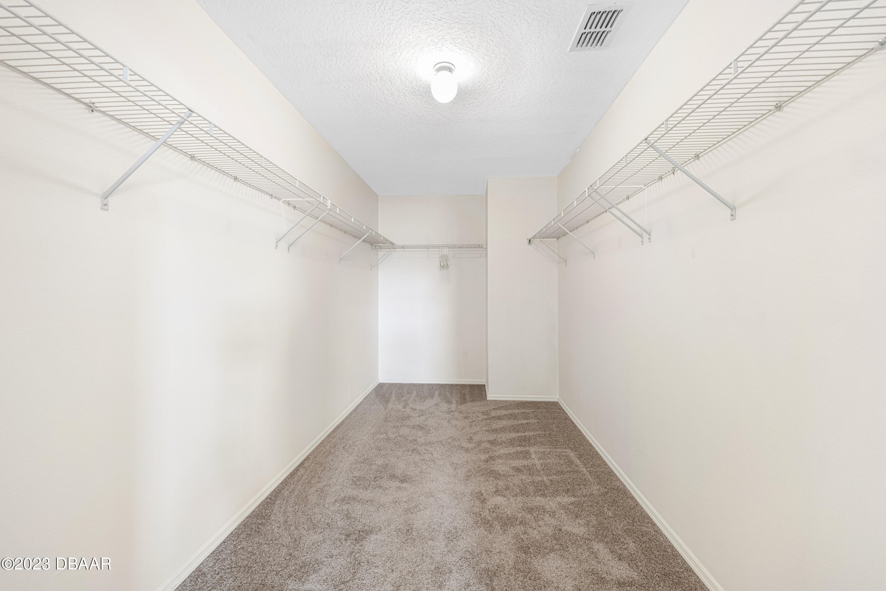 Daytona Beach, Florida 32124, United States, 3 Bedrooms Bedrooms, ,3 BathroomsBathrooms,Residential,Active,69497