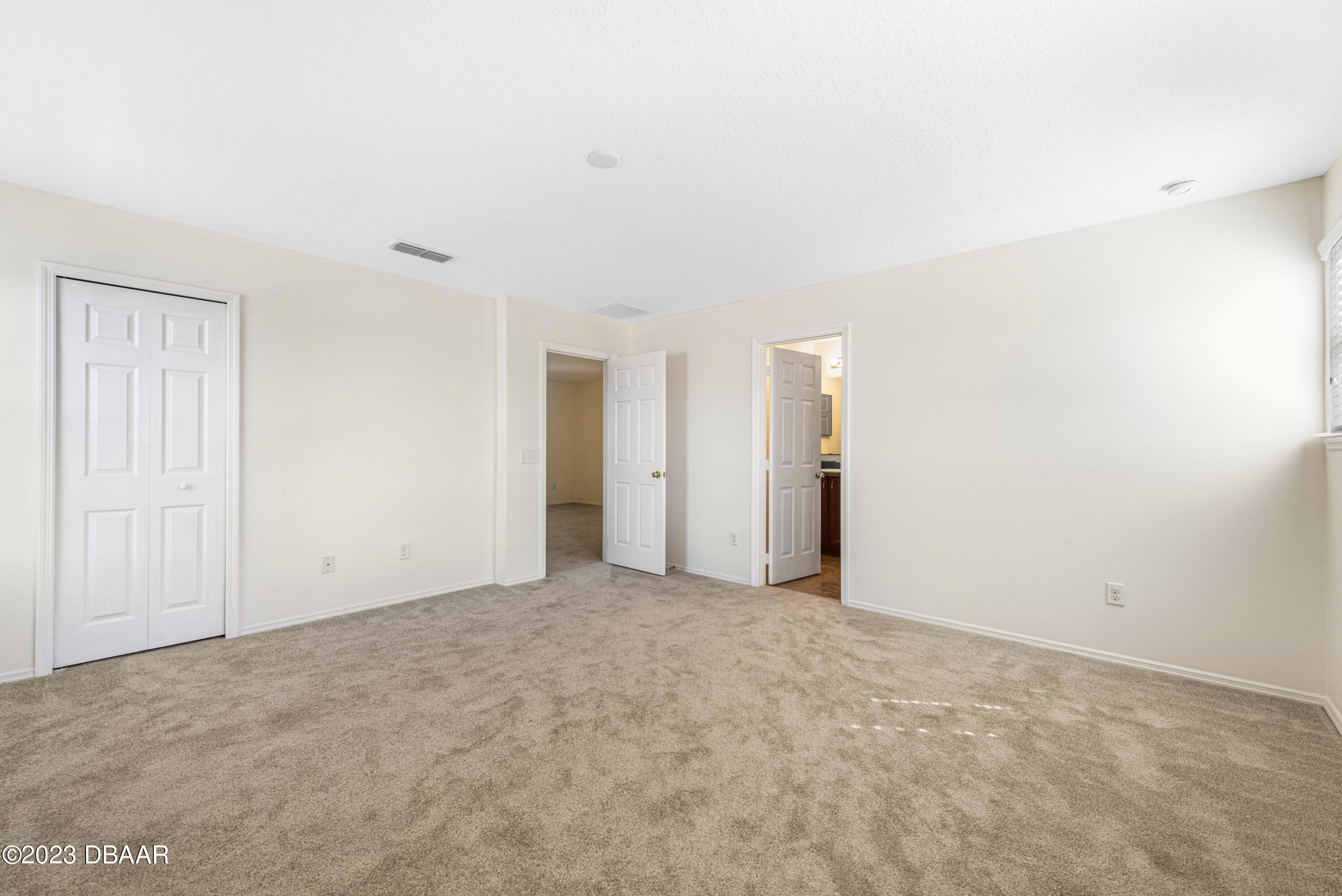 Daytona Beach, Florida 32124, United States, 3 Bedrooms Bedrooms, ,3 BathroomsBathrooms,Residential,Active,69497