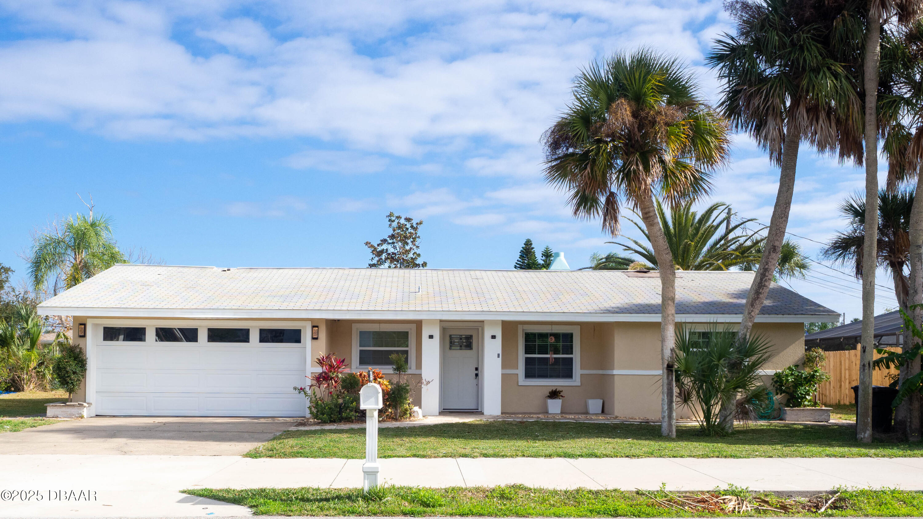 1735 S Palmetto Avenue