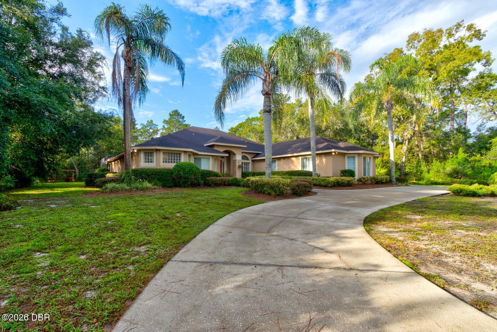 2679 Winnemissett Oaks Drive