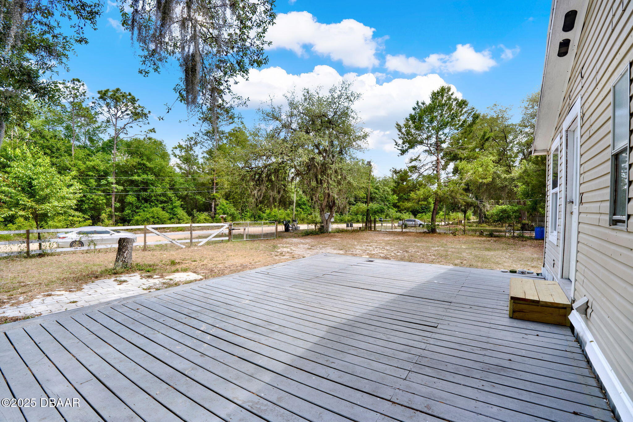 107 Riverside Trail