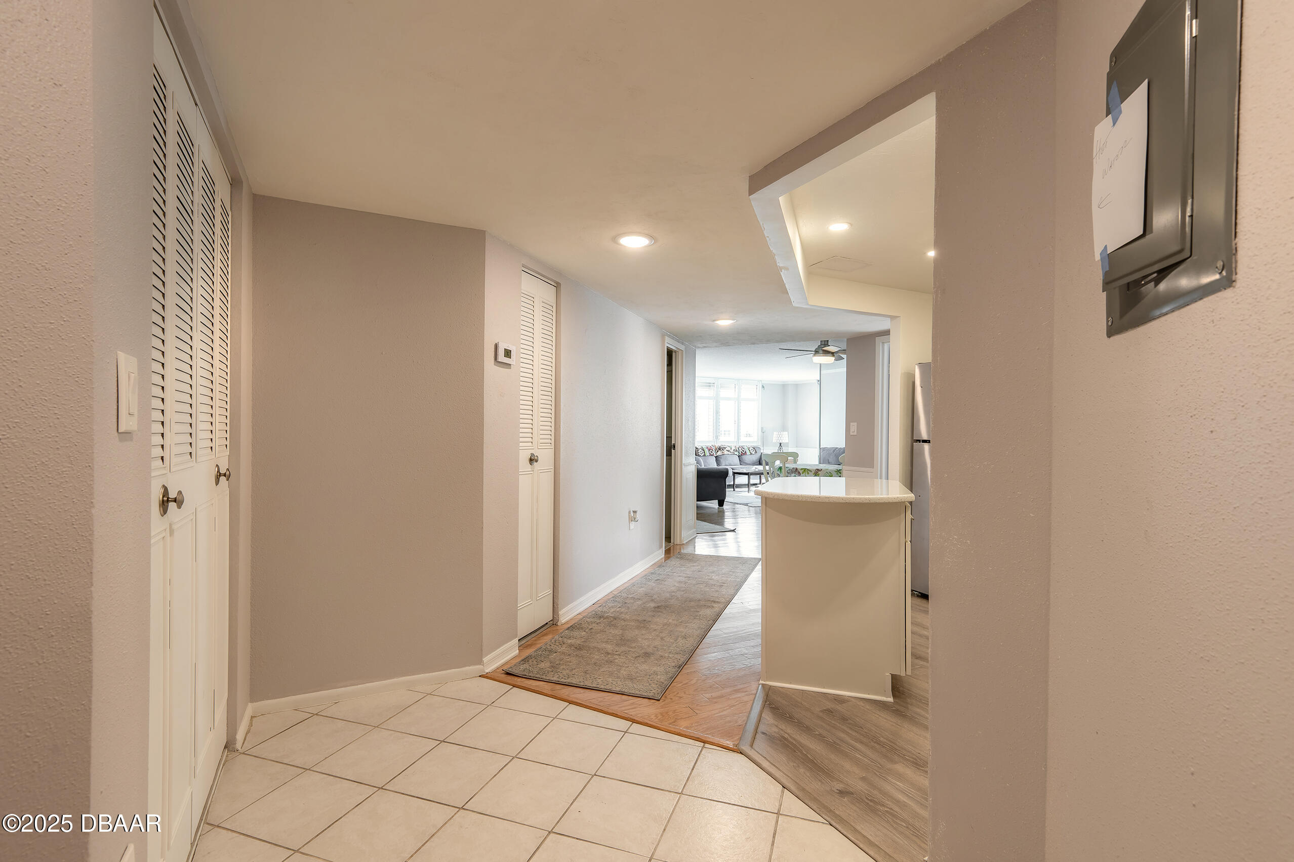 935 N Halifax Avenue